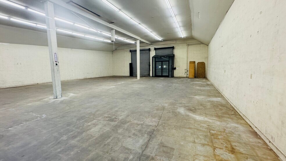 More Photos Of 365-369 S Central Ave, Los Angeles Warehouse For Lease