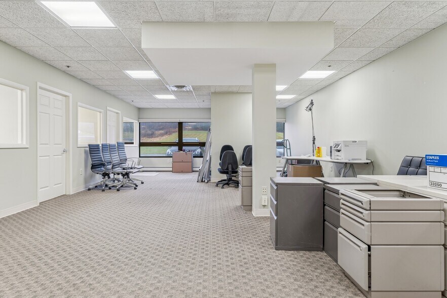 More Photos Of 1751 State Route 17A, Florida Industrial For Lease