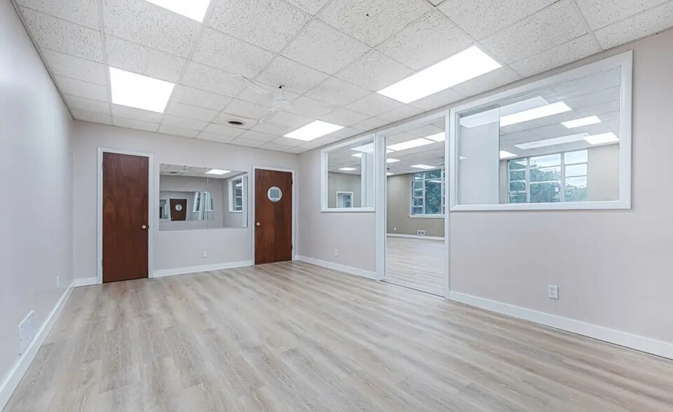 More Photos Of 16186 Beaverdam School Rd, Beaverdam Bank For Sale
