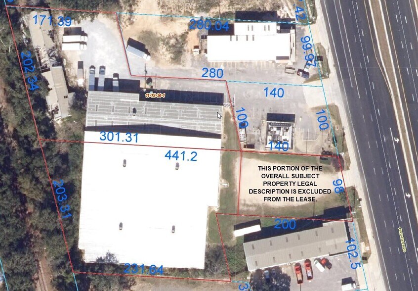 More Photos Of 8965 Pensacola Blvd, Pensacola Warehouse For Lease