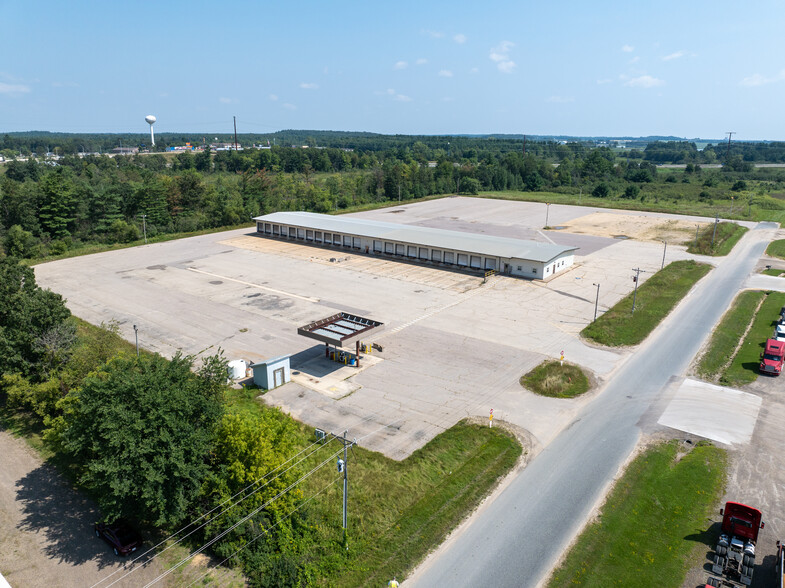 Primary Photo Of 400 Holland St, Tomah Truck Terminal For Lease