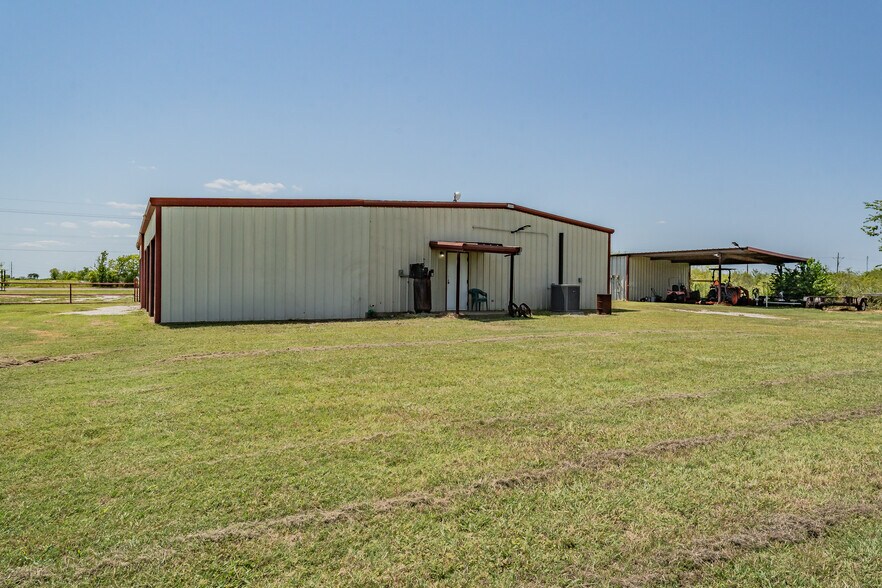 More Photos Of 4444 FM 933, Whitney Flex For Sale