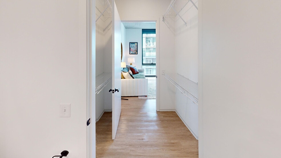 More Photos Of 1717 S Michigan Ave, Chicago Apartments For Lease