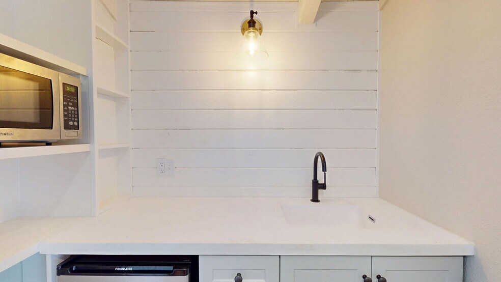 More Photos Of 133 Brunswick Rd, Grass Valley Medical For Sale