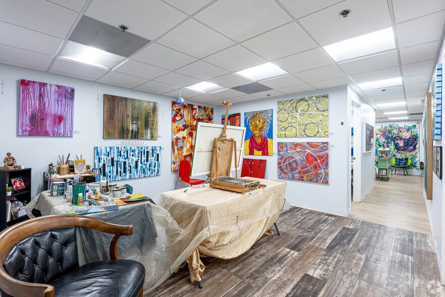 More Photos Of 2455 E Sunrise Blvd, Fort Lauderdale Loft Creative Space For Sale