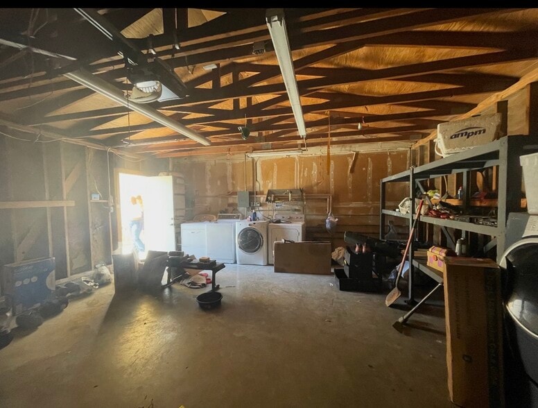 More Photos Of 9389 N Loop Blvd, California City Multifamily For Sale