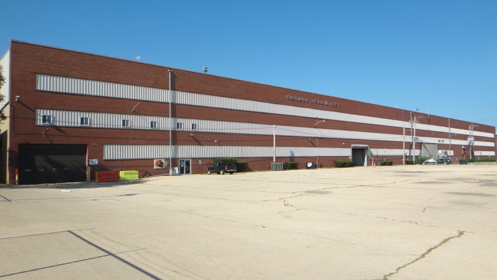 More Photos Of 5660 W Taylor St, Chicago Warehouse For Sale