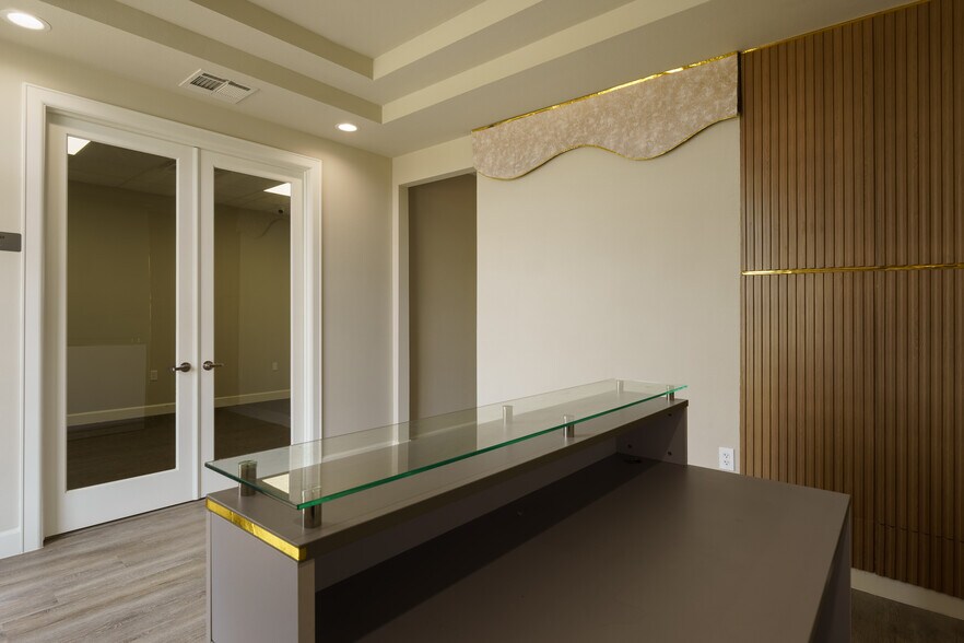 More Photos Of 25145 Star Lane, Katy Medical For Sale