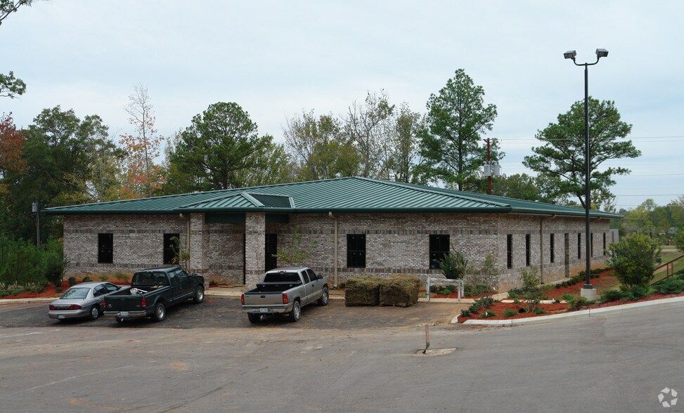 Primary Photo Of 420 Liberty Park Ct, Flowood Coworking Space