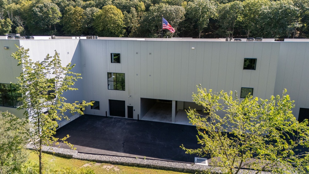 More Photos Of 241 Ethan Allen Hwy, Ridgefield Manufacturing For Lease
