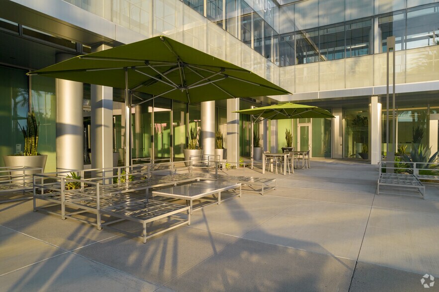 More Photos Of 4000 MacArthur Blvd, Newport Beach Coworking Space