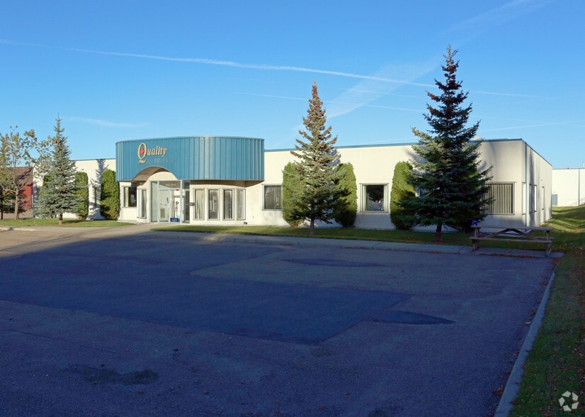 More Photos Of 9285 49 St NW, Edmonton Manufacturing For Sale
