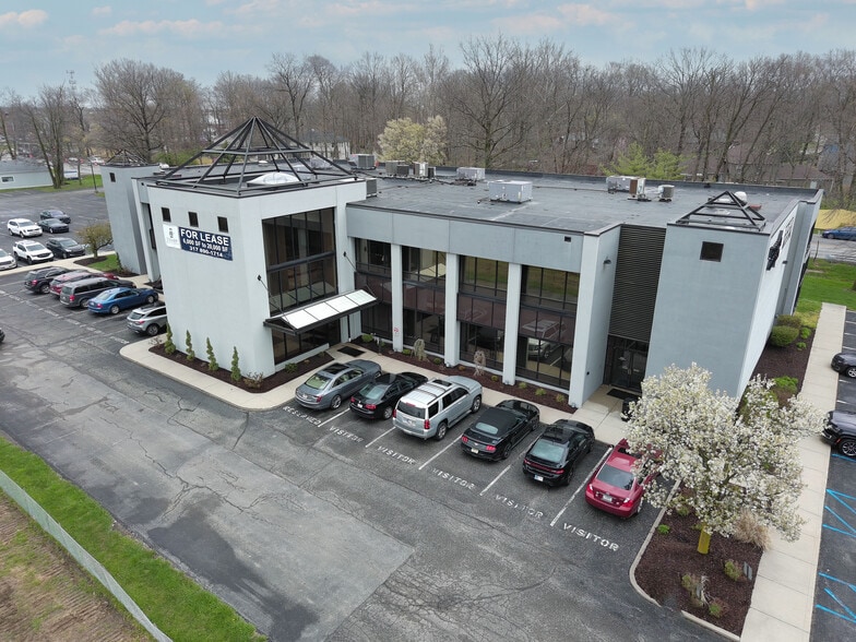 Primary Photo Of 6910 N Shadeland Ave, Indianapolis Serviced Offices For Lease