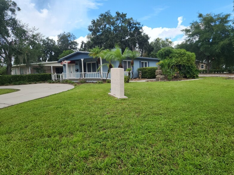 More Photos Of 1977 Dundee Dr, Winter Park Medical For Sale