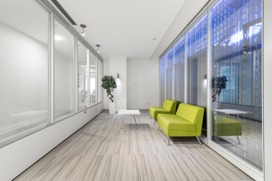 More Photos Of 3737 Boul Cremazie E, Montréal Office For Lease