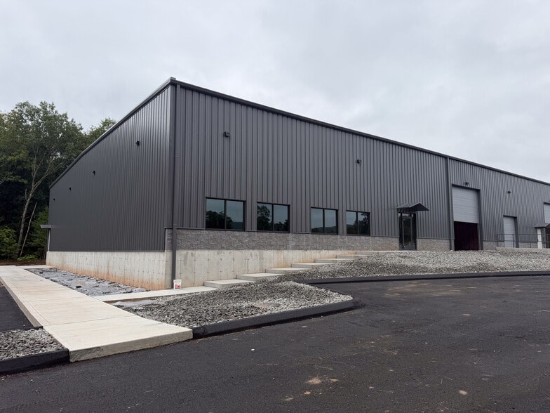 Primary Photo Of 135 Business Drive park, Bristol Industrial For Lease