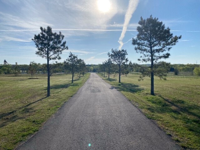 More Photos Of 515 US Highway 77, Ardmore Warehouse For Sale