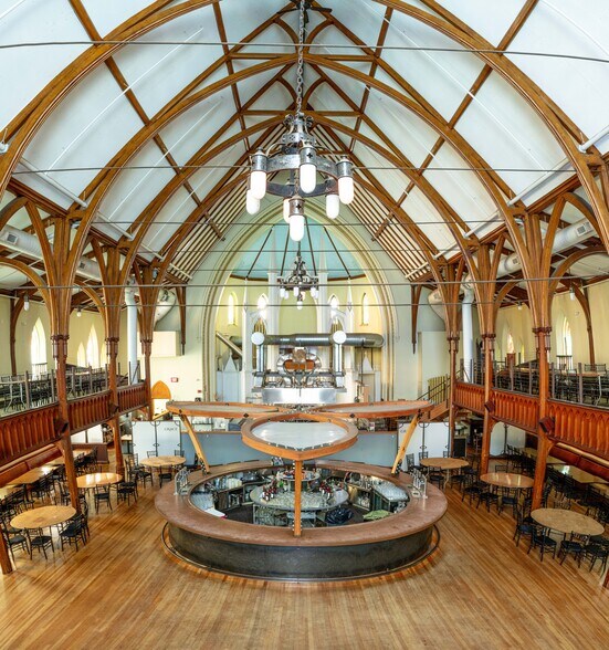 More Photos Of 15 Chestnut St, Portland Specialty For Sale