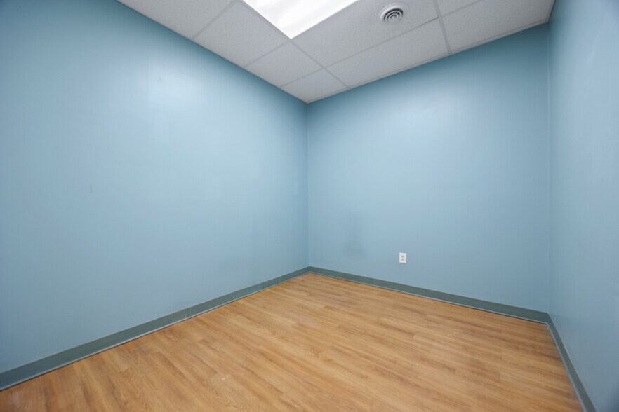 More Photos Of 673 Morganza Rd, Canonsburg Storefront Retail Office For Lease