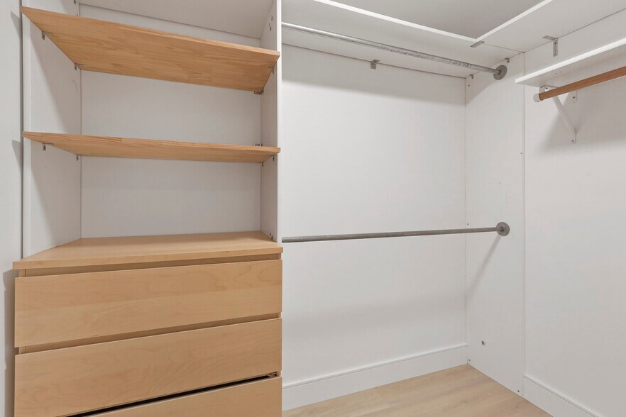 More Photos Of 27353 1/2 Pacific Coast Hwy, Malibu Apartments For Sale