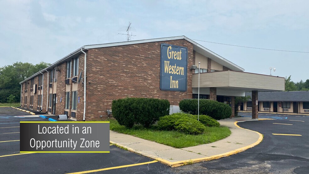 Primary Photo Of 4380 Pierson Rd, Flint Hotel For Sale
