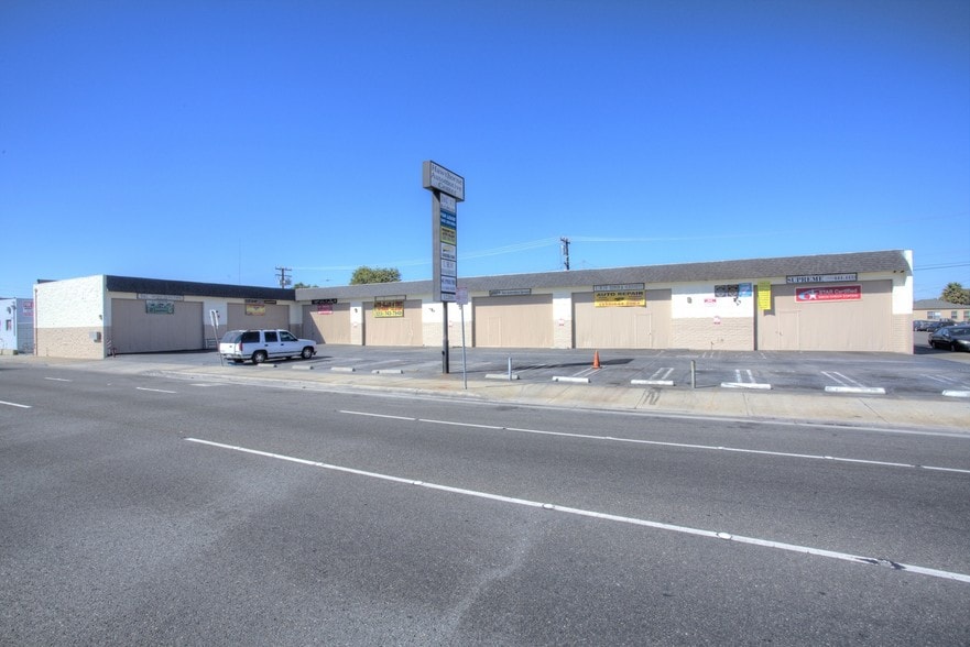More Photos Of 12205 Prairie Ave, Hawthorne Auto Repair For Lease