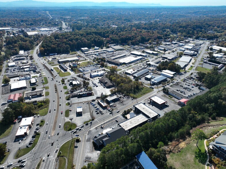 More Photos Of 2595 Georgetown Rd, Cleveland Hotel For Sale