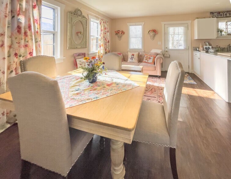 More Photos Of 102 Holly St, Colorado Springs Apartments For Sale