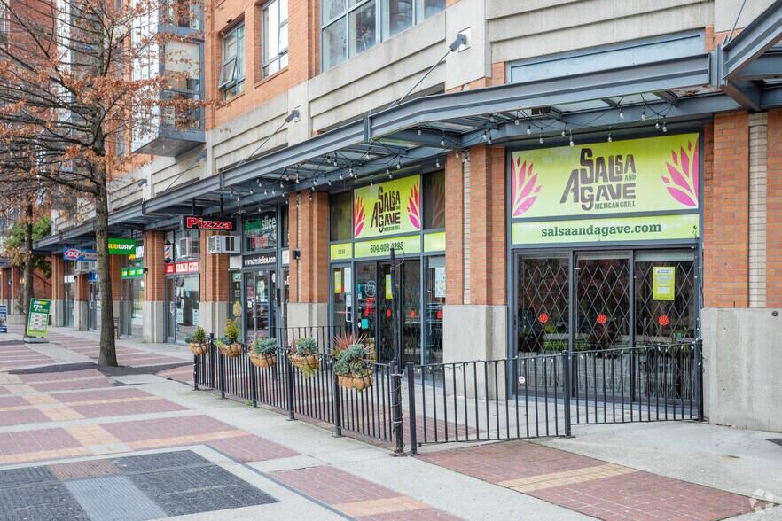 More Photos Of 206 Davie St, Vancouver Storefront For Sale