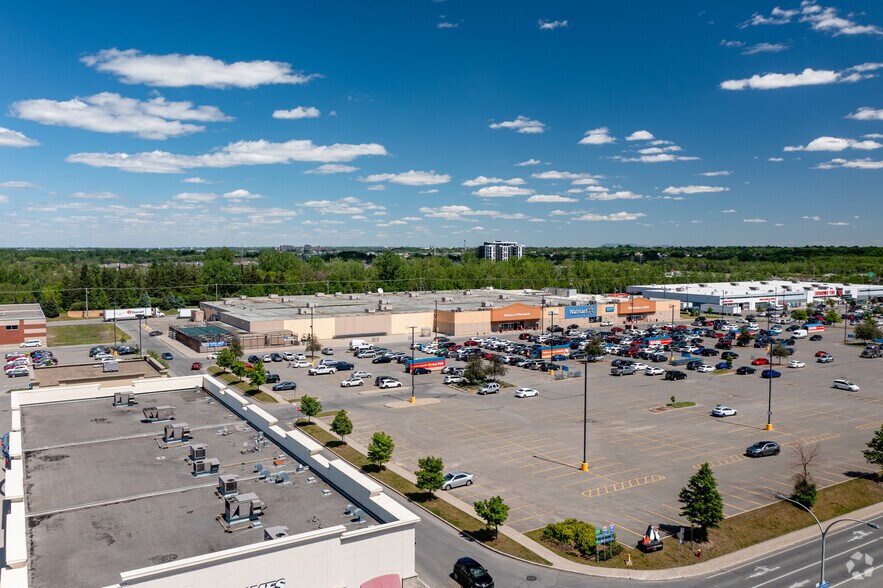 More Photos Of 5205 Boul Robert-Bourassa, Laval Unknown For Lease