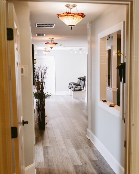 More Photos Of 305 Thurston St, Winston-Salem Office For Lease