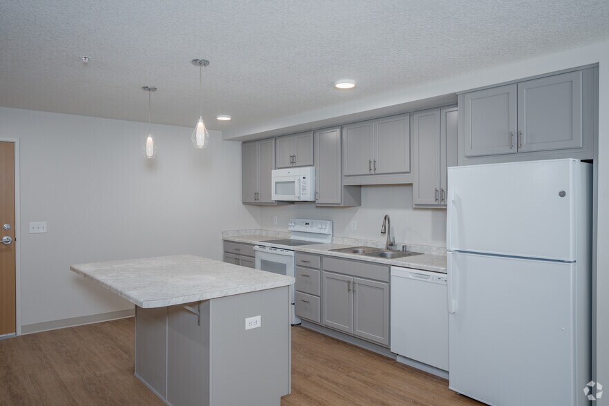 More Photos Of 1835 University Ave W, Saint Paul Apartments For Lease