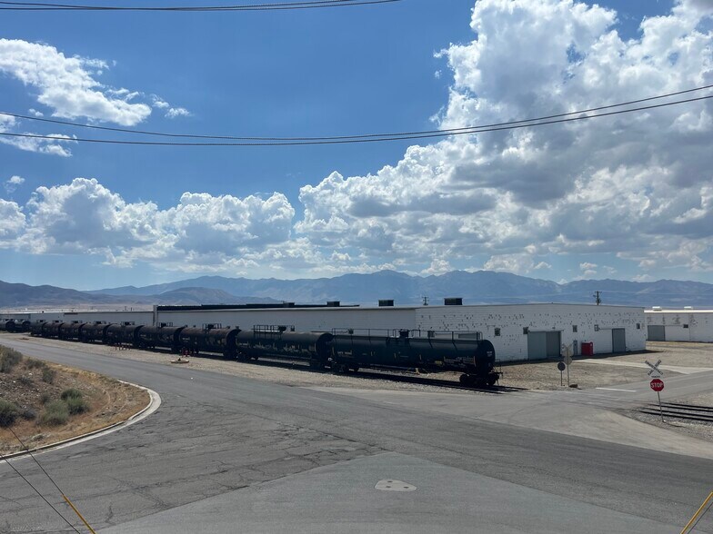 More Photos Of 1477 K Ave, Tooele Manufacturing For Sale
