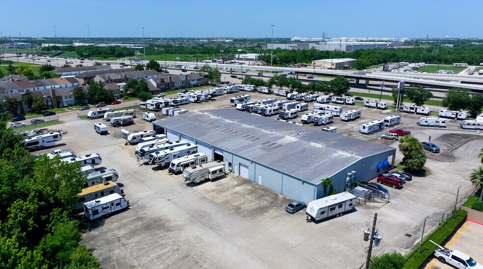 More Photos Of 14150 Gulf Fwy, Houston Land For Sale
