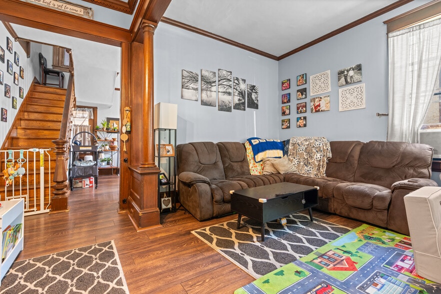 More Photos Of 700 Cattell St, Easton General Retail For Sale