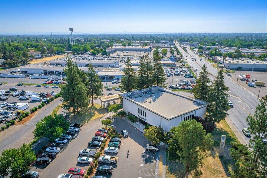More Photos Of 4741 Madison Ave, Sacramento Bank For Sale