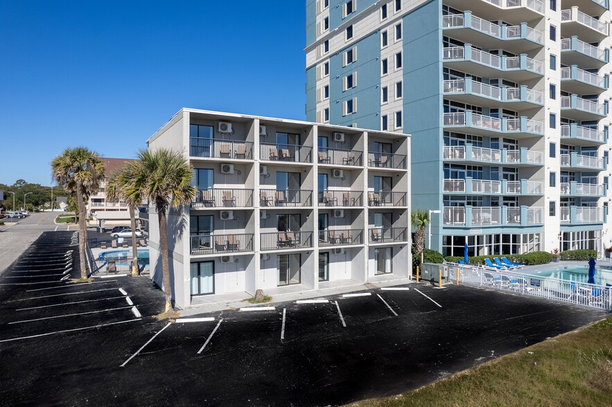 More Photos Of 2711 S Ocean Blvd, Myrtle Beach Hotel For Sale