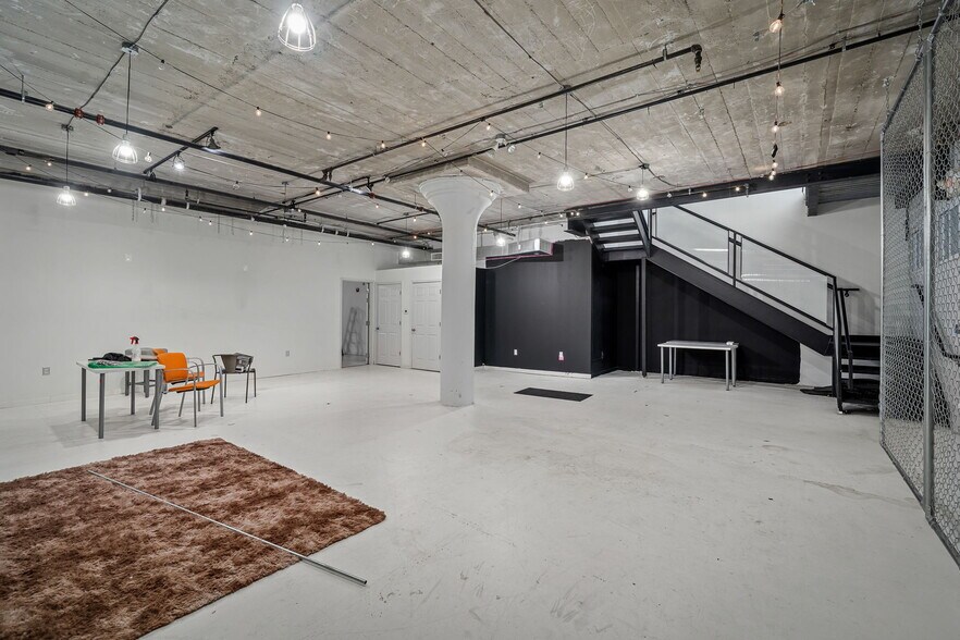 More Photos Of 511 N Garrison Ave, Saint Louis Office For Lease