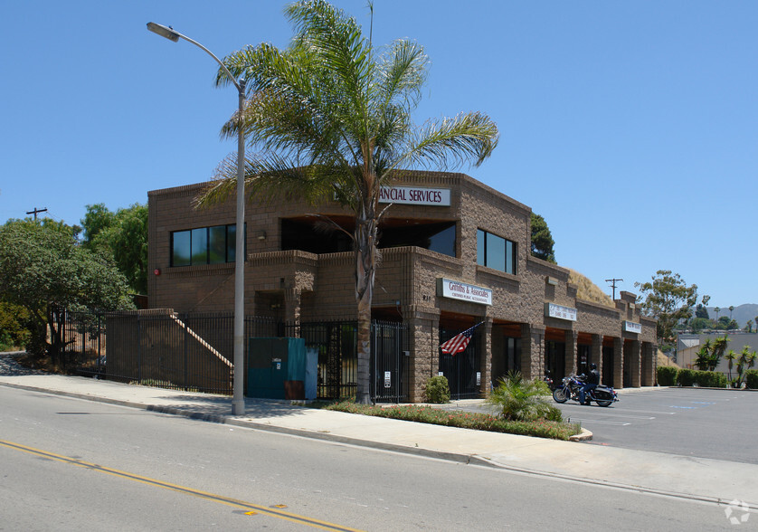 Primary Photo Of 931 Anza Ave, Vista Office For Lease