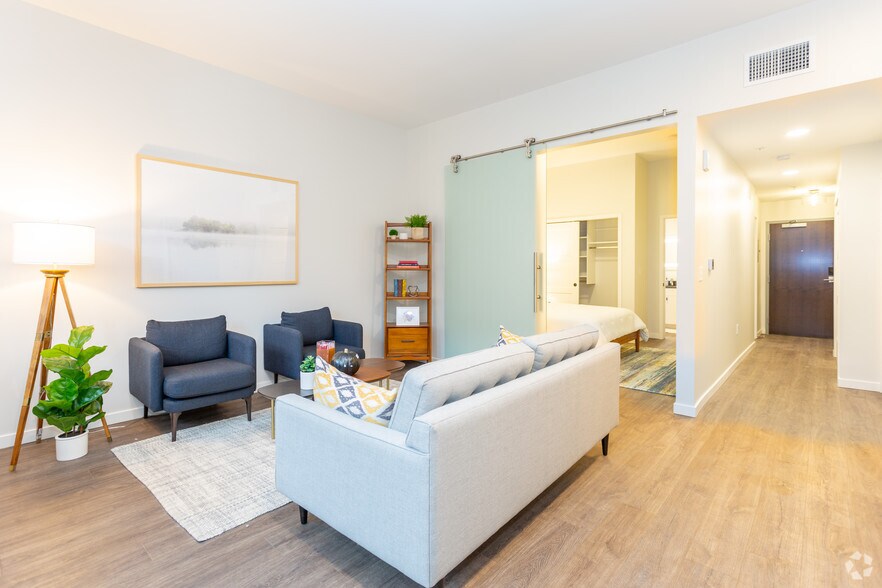 More Photos Of 122 Oakes St SW, Grand Rapids Multifamily For Sale