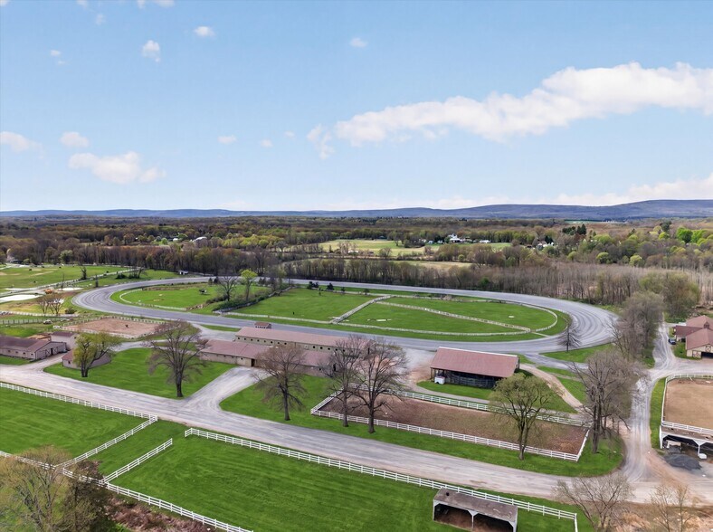 More Photos Of 261 Bullville Rd, Montgomery Horse Stables For Sale