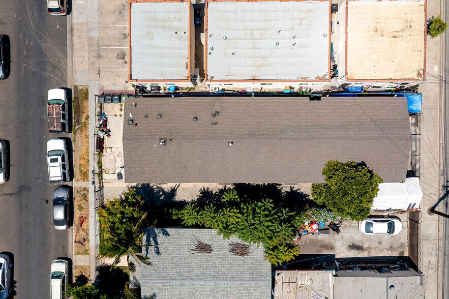 More Photos Of 1159 E 64th St, Los Angeles Apartments For Sale