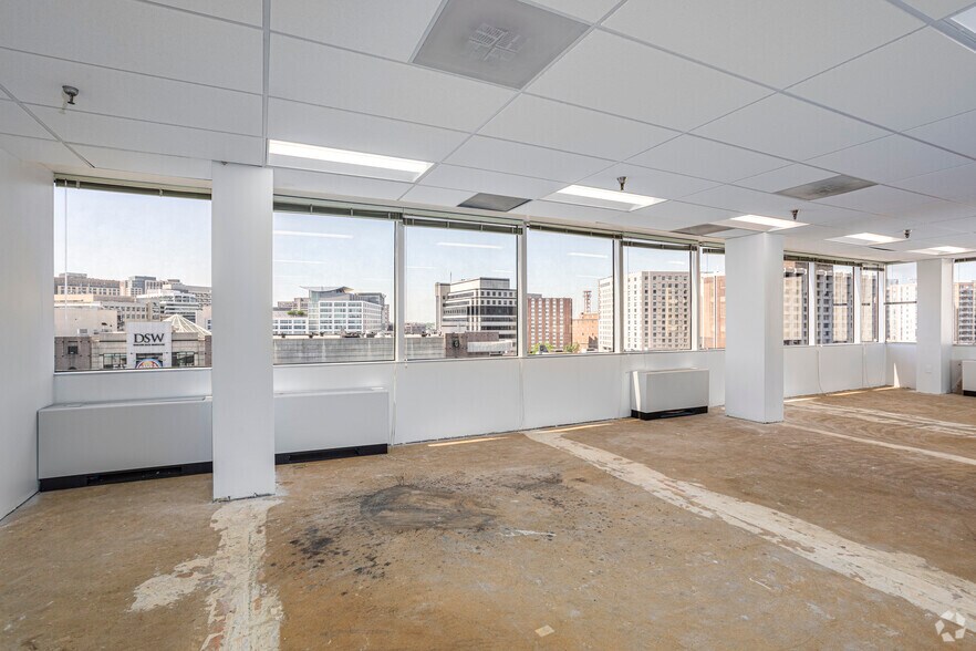 More Photos Of 801 Roeder Rd, Silver Spring Office For Sale