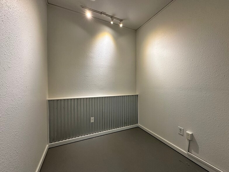 More Photos Of 1001 N Russell St, Missoula Office For Lease