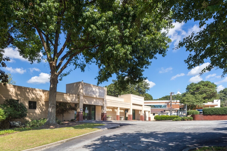 More Photos Of 1940 Monroe Dr NE, Atlanta Office For Sale