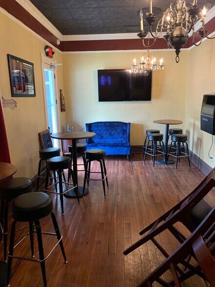 More Photos Of 117 S French Ave, Sanford Restaurant For Lease