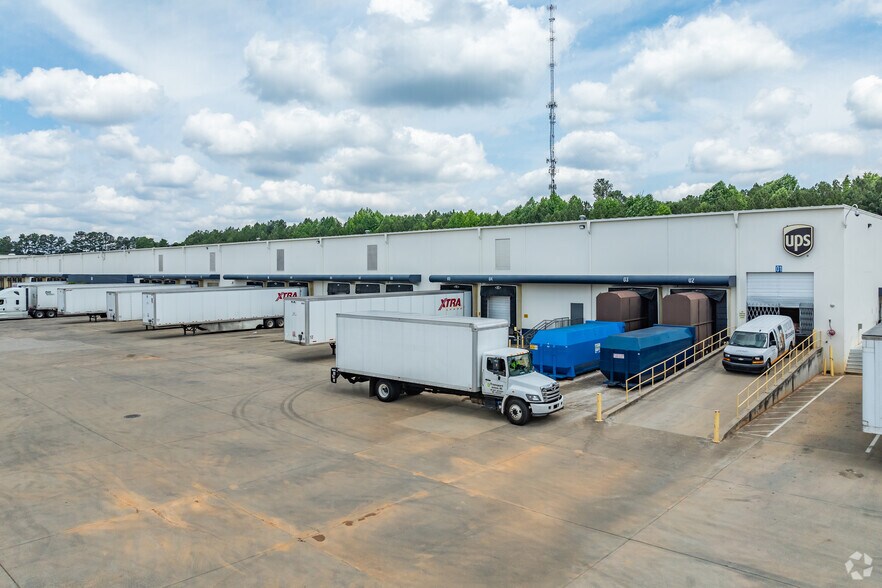 Primary Photo Of 7137 Southlake Pky, Morrow Warehouse For Lease