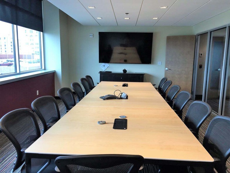 More Photos Of 605 Chestnut St, Chattanooga Office For Lease