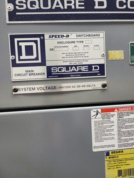 More Photos Of 1000 Lawrence St, Los Angeles Warehouse For Sale