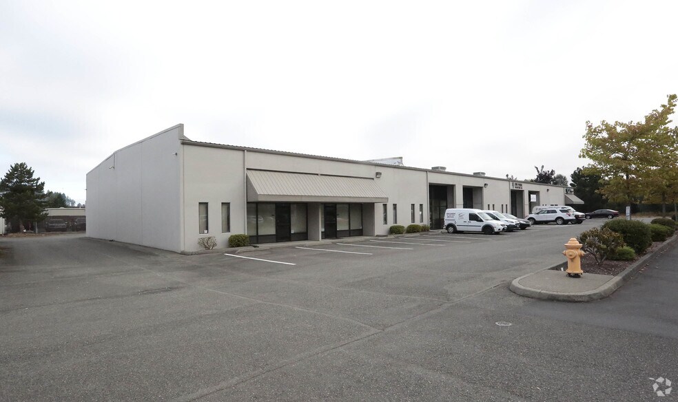More Photos Of 1721 W Valley Hwy N, Auburn Warehouse For Lease